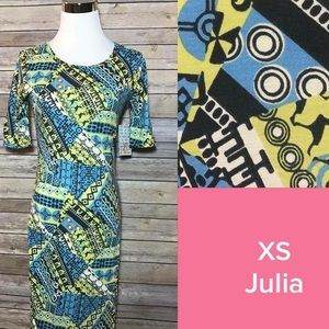 NWT XS LuLaRoe Julia Dress